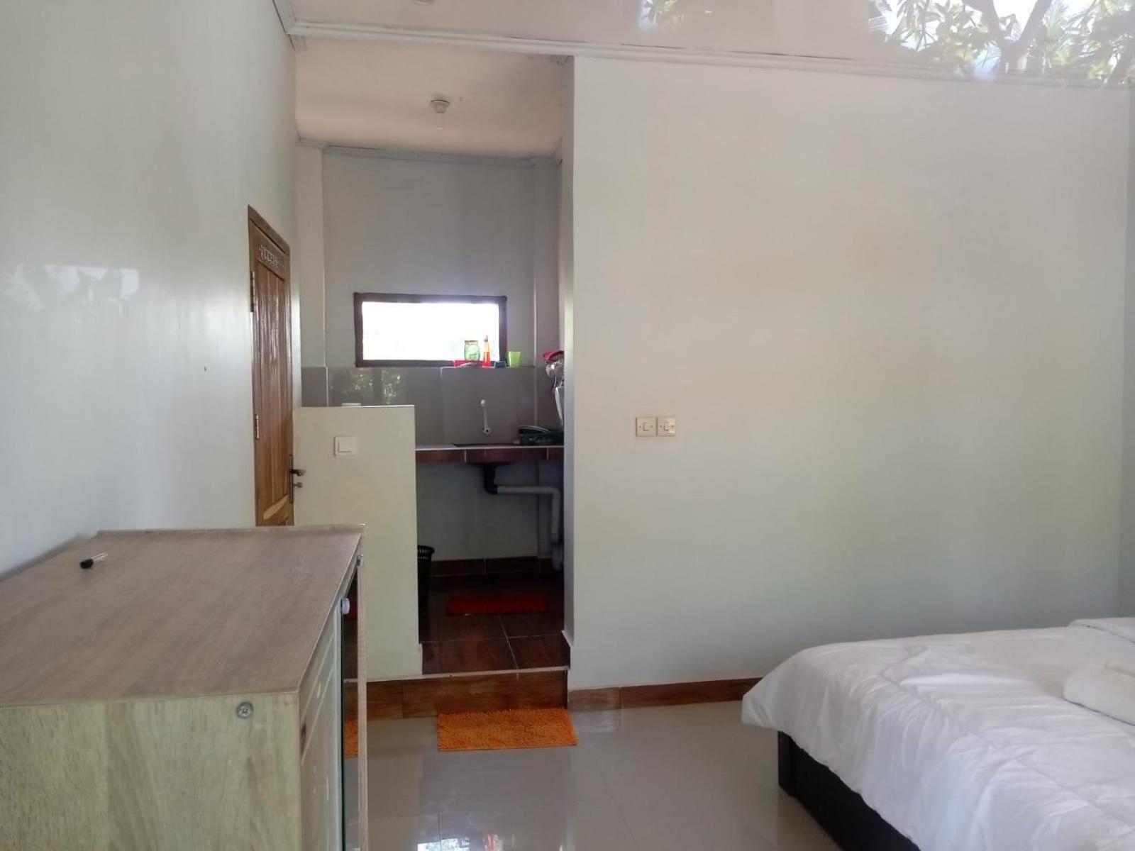 Kri Homestay Kuta  Luaran gambar