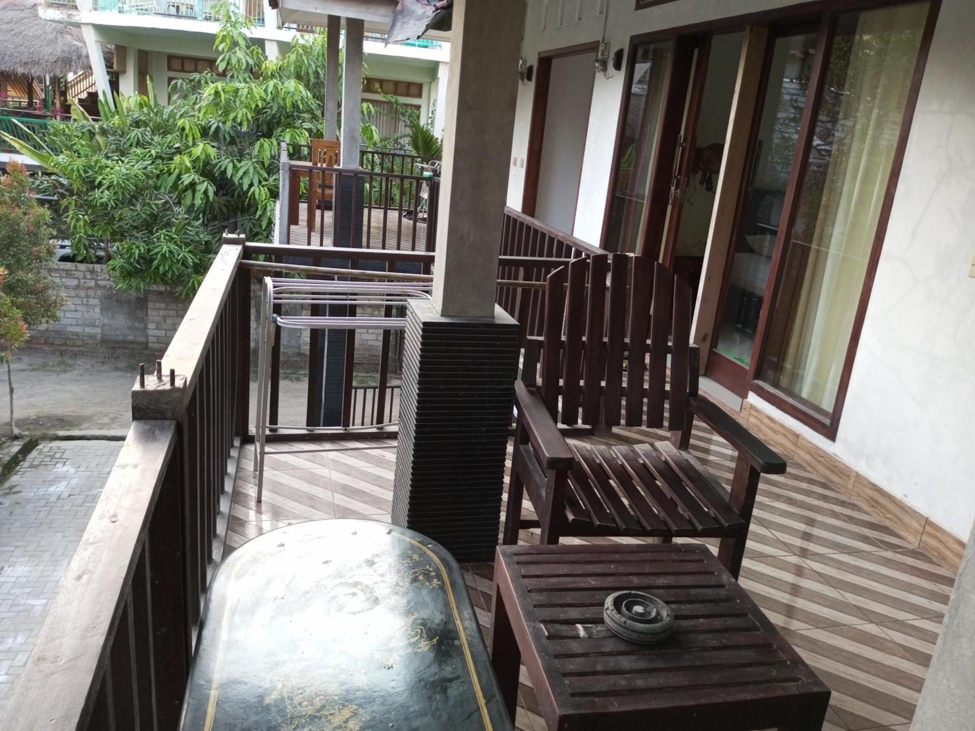 Kri Homestay Kuta  Luaran gambar