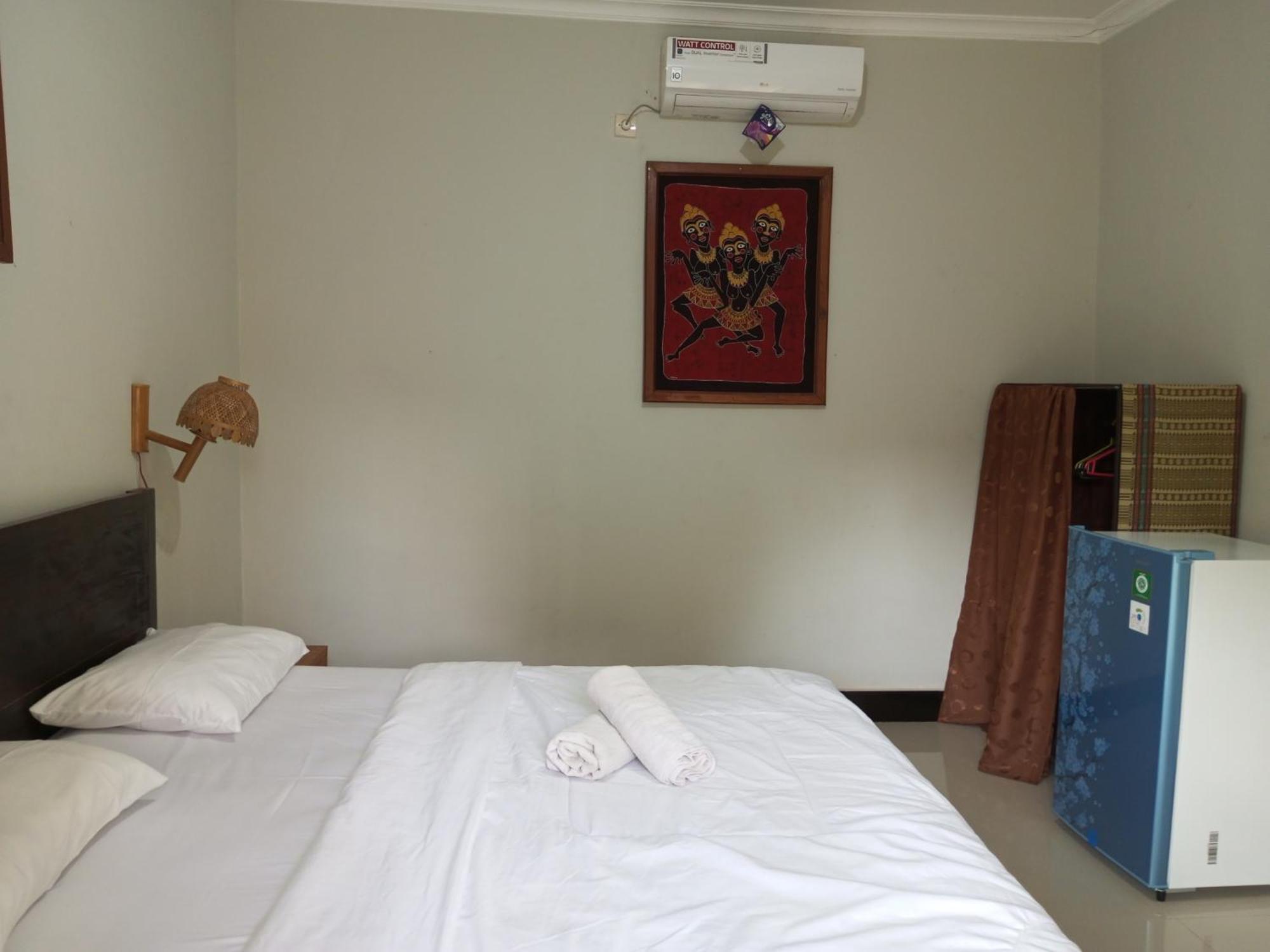 Kri Homestay Kuta  Luaran gambar