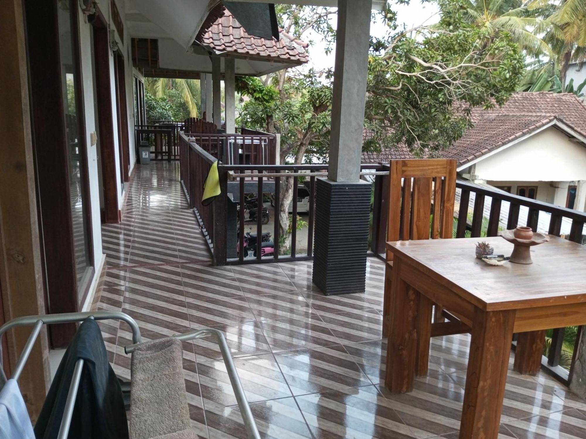 Kri Homestay Kuta  Luaran gambar
