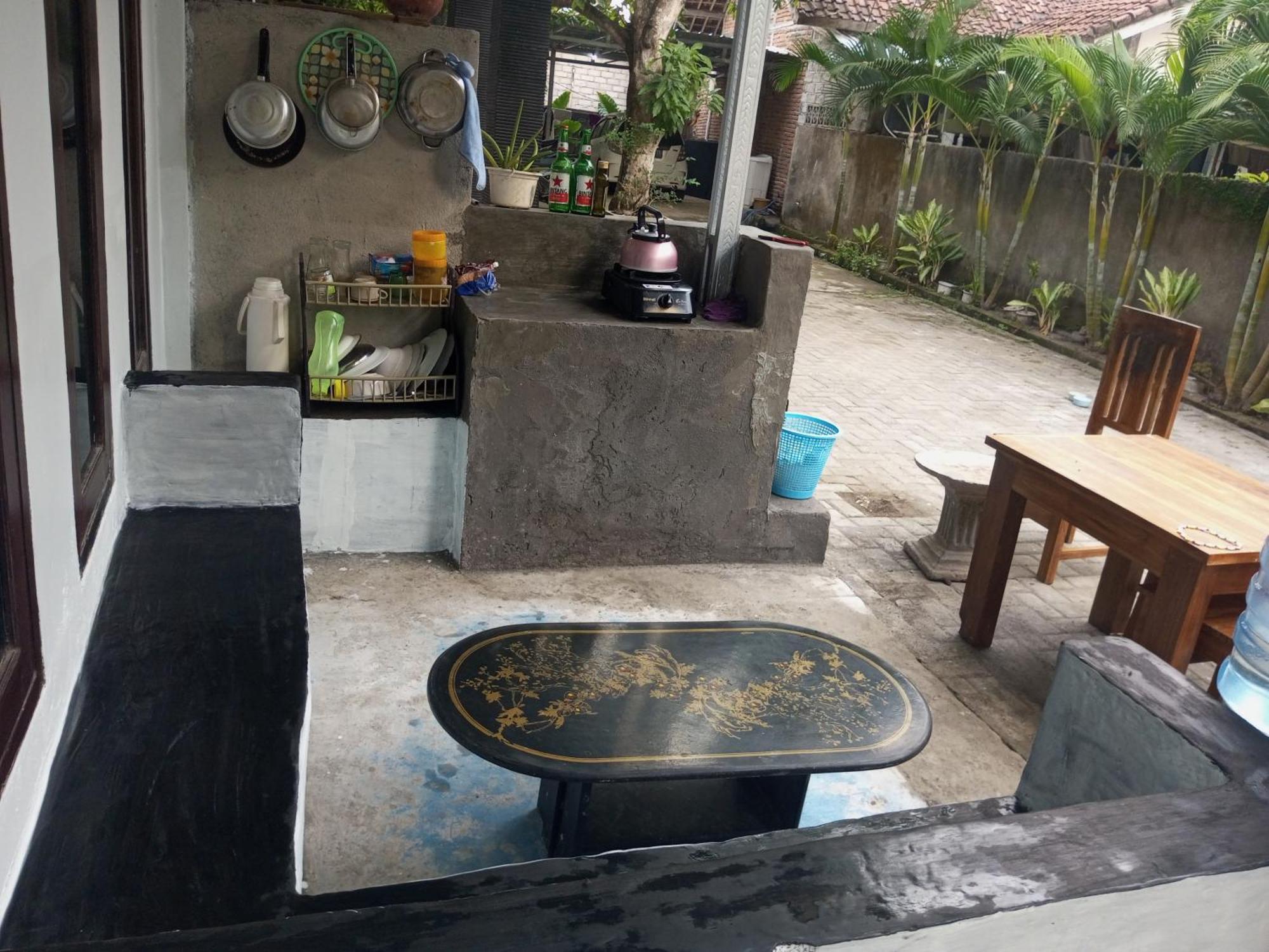 Kri Homestay Kuta  Bilik gambar