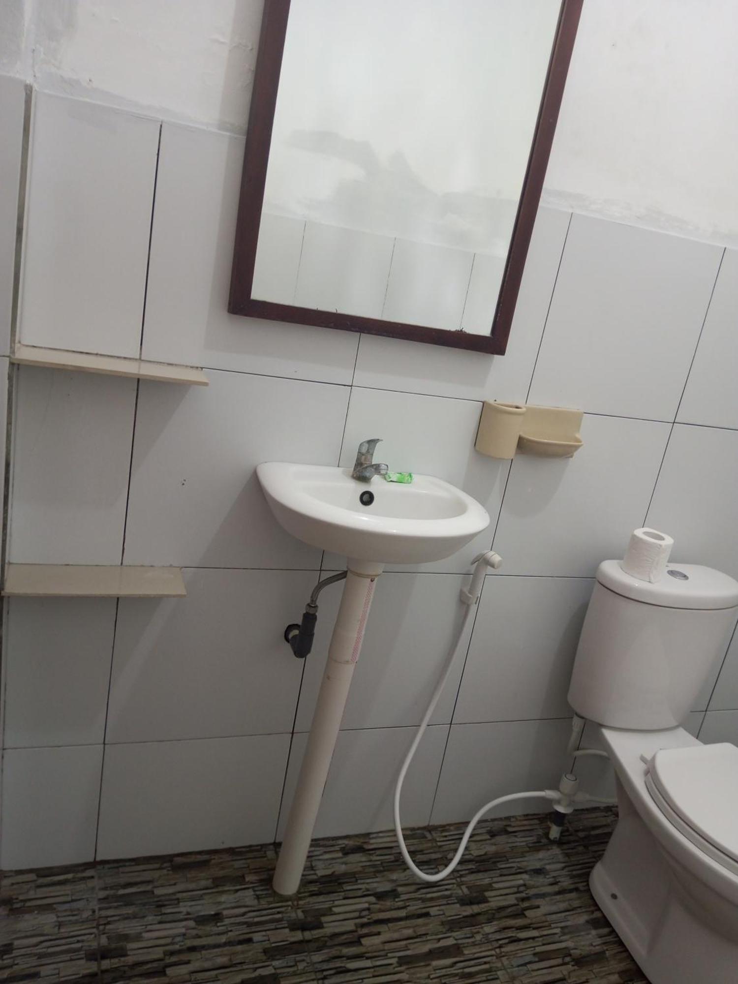 Kri Homestay Kuta  Luaran gambar