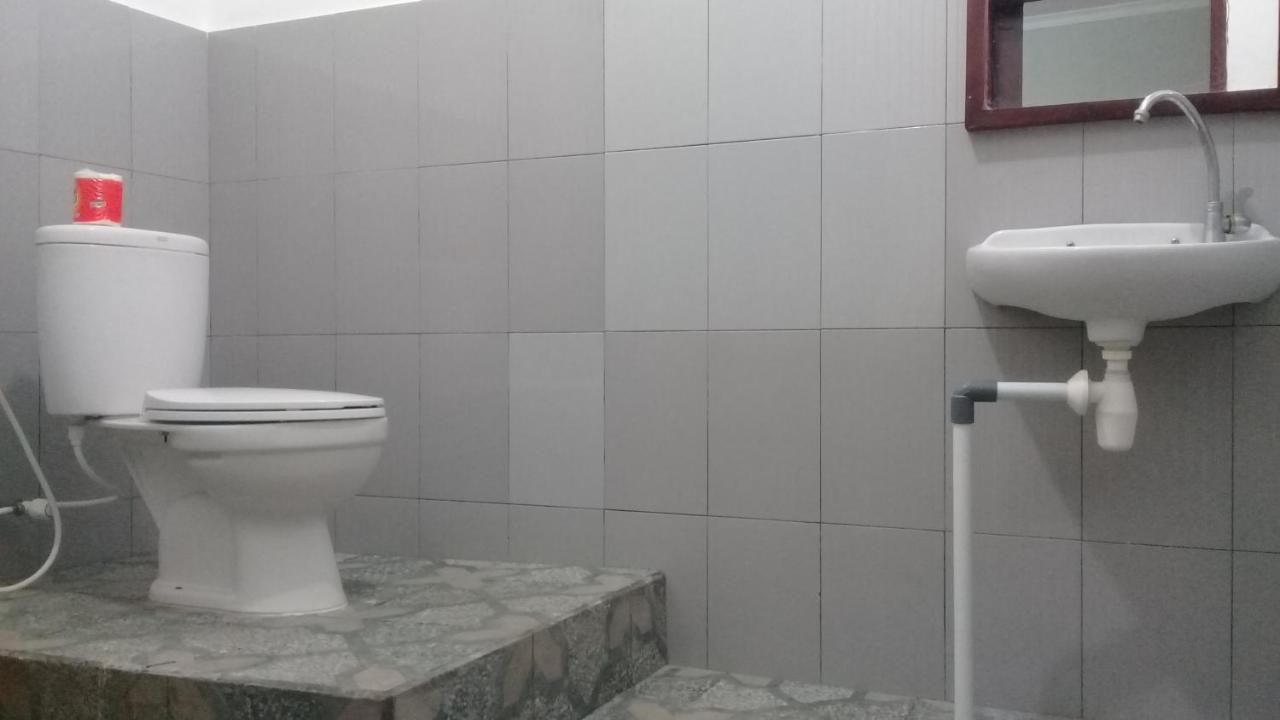 Kri Homestay Kuta  Luaran gambar